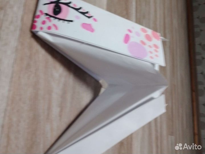 Дракон на руку из бумаги соими руками