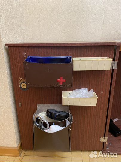 Швейная машина Чайка 143