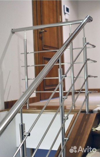 Нержавеющее ограждение лестниц, перил