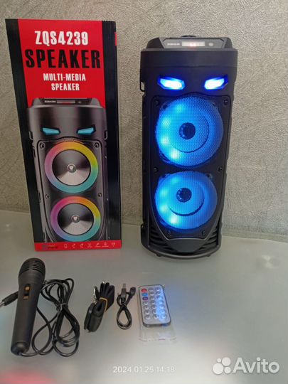 Музыкальный центр новый Bluetooth