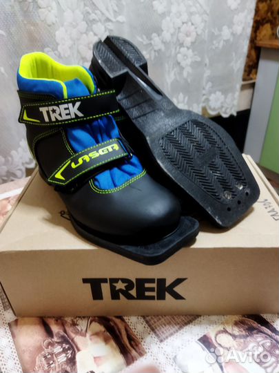 Лыжные ботинки trek 37