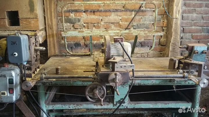 Токарный станок