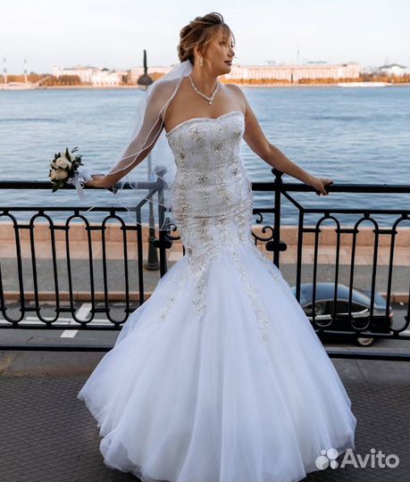 Свадебное платье 46 