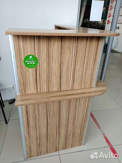 Стойка ресепшн, торговое оборудование