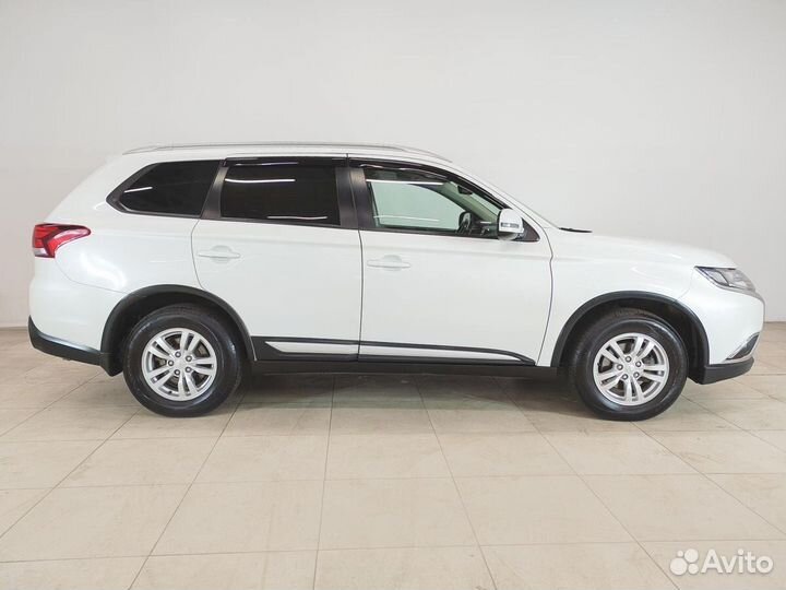 Mitsubishi Outlander 2.0 CVT, 2018, 122 731 км