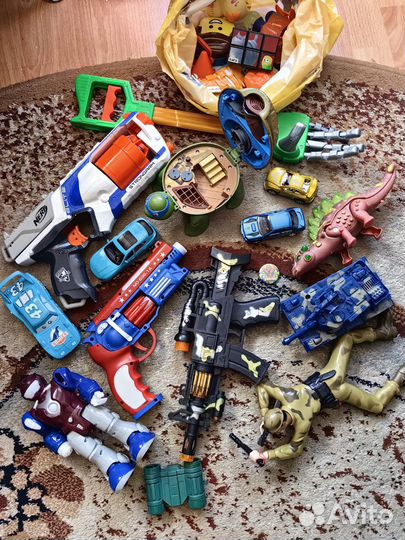 Игрушки для мальчиков (пакет)
