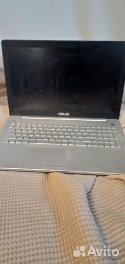 Ноутбук asus