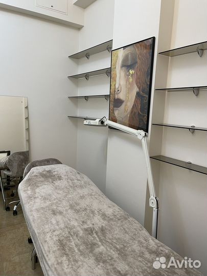 Сдаются рабочие места в салоне красоты