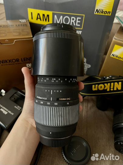 Зеркальный фотоаппарат nikond7000