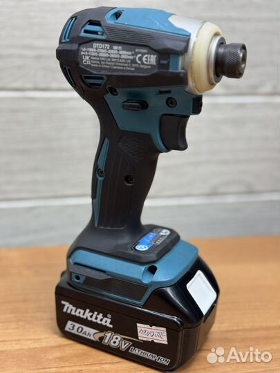 Бесщеточный шуруповерт Makita DTD172Z