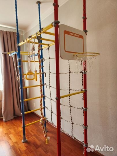 Спортивный комплекс Romana, Шедская стенка враспор