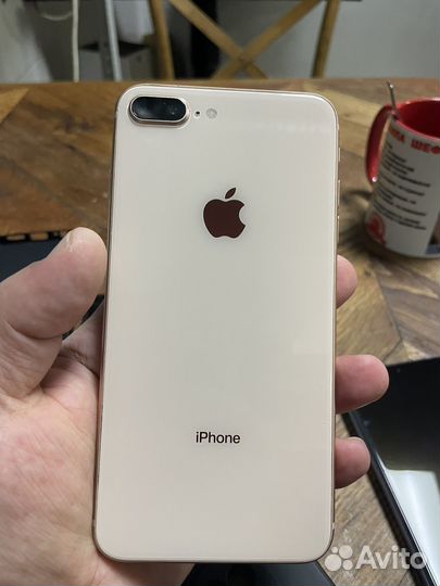 iPhone 8 Plus, 64 ГБ