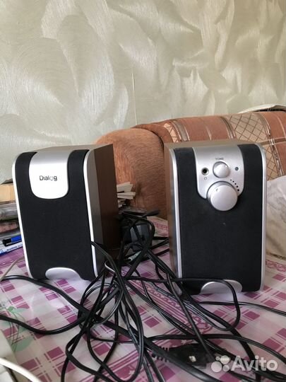 Колонки Dialog