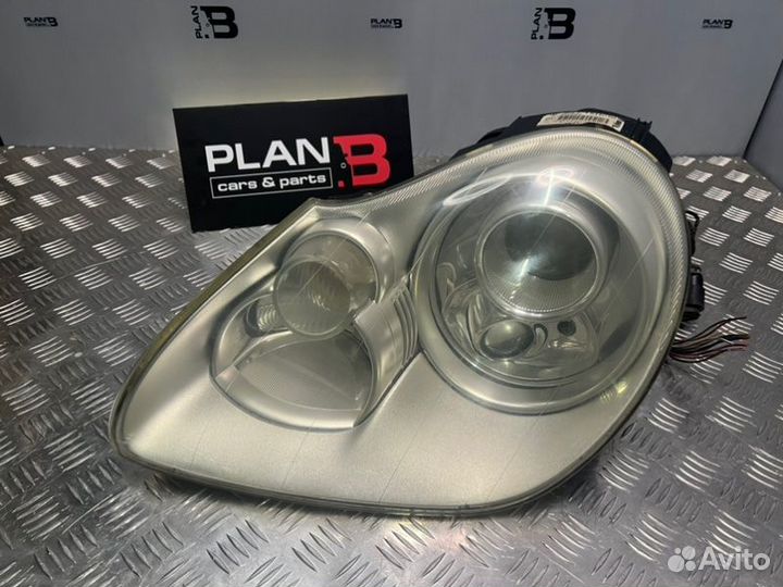 Фара ксеноновая передняя левая Porsche Cayenne 955