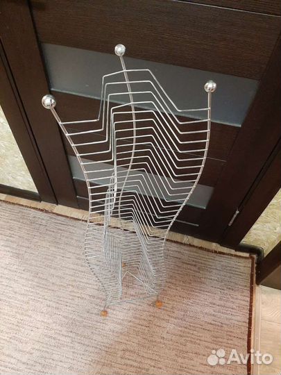 Подставка для дисков