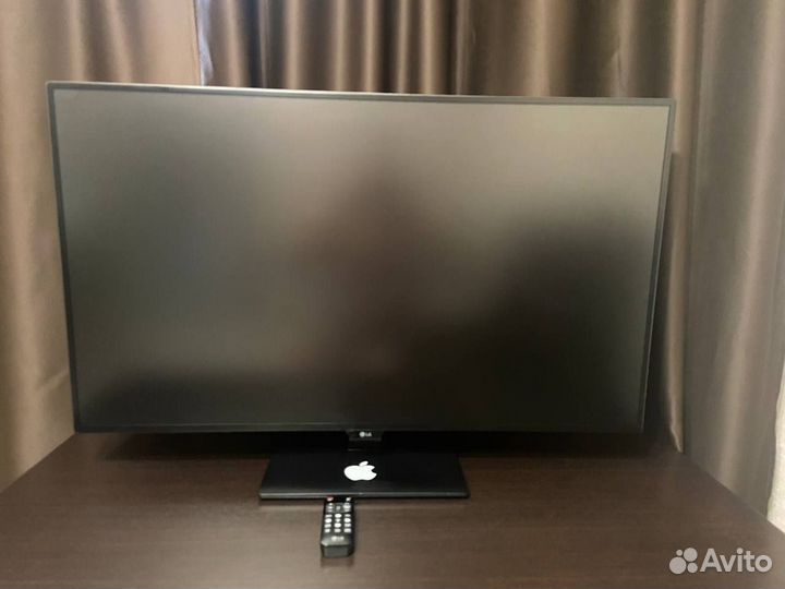 Монитор LG 43UN700-B