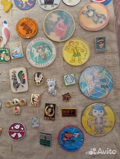 Набор детских значков СССР