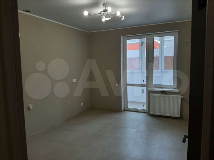 2-к. квартира, 61 м², 1/17 эт.