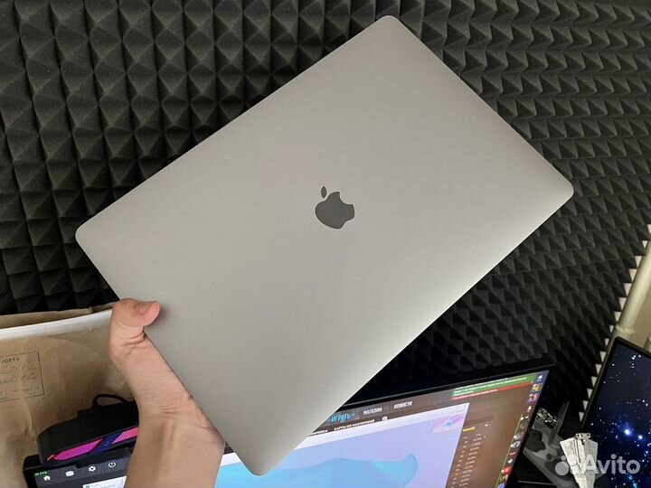 Apple macbook pro 16 2019