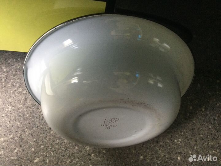 Миска эмалированная диаметр 22см