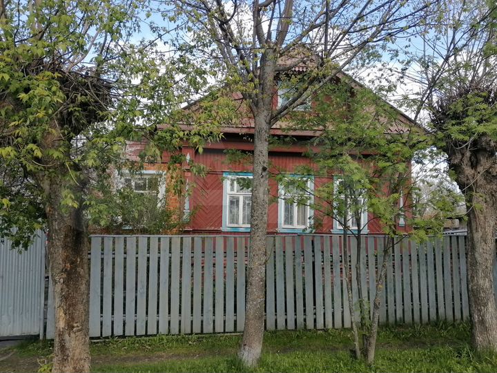 Дом 52,3 м² на участке 5,5 сот.