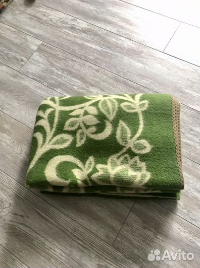 Одеяло шерстяное