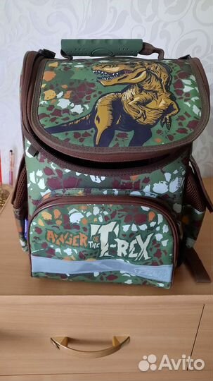 Рюкзак школьный ортопедический для мальчика б.у