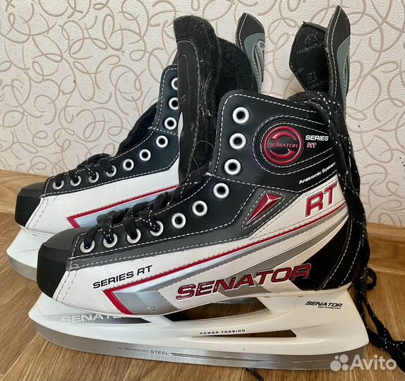 Коньки хоккейные senator rt 40