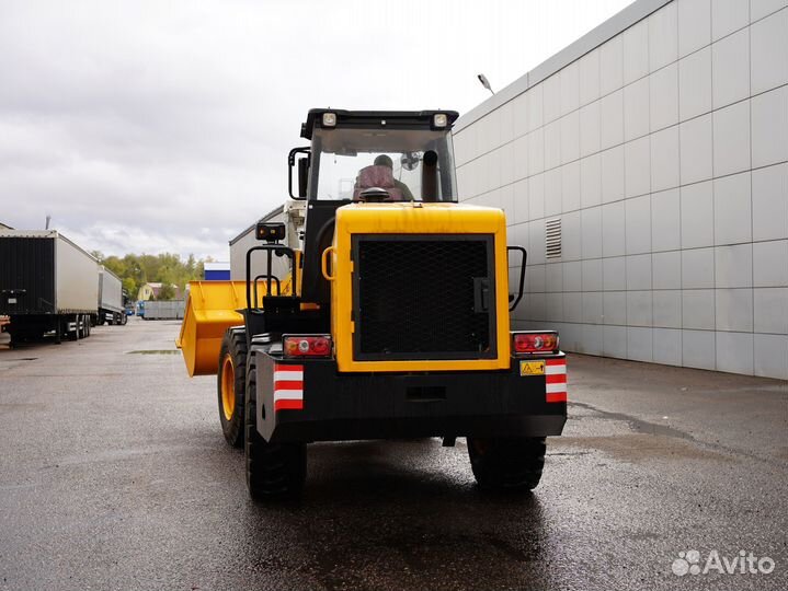 Фронтальный погрузчик Lonking LG833N, 2023