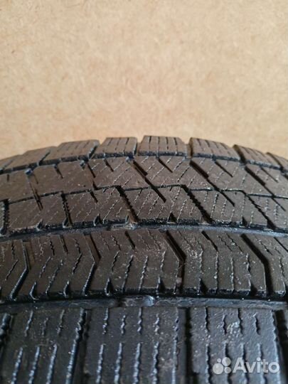Bridgestone Blizzak VRX2 185/55 R16