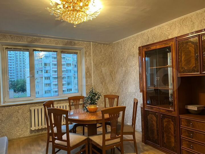 2-к. квартира, 53 м², 5/14 эт.