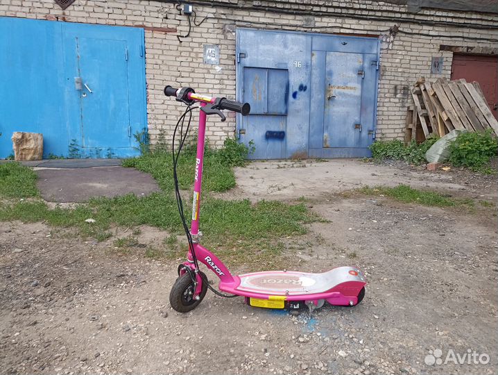 Электросамокат razor /E 100