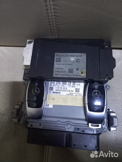 Блок управления двигателя Мерседес 213
