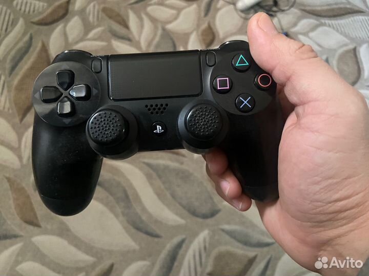 Геймпад Dual Shock для PS4
