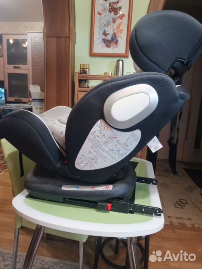 Автомобильное детское кресло от 0 до 36 кг