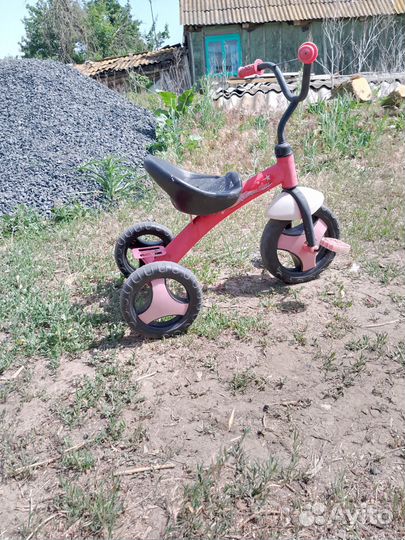 Трехколесный велосипед для детей