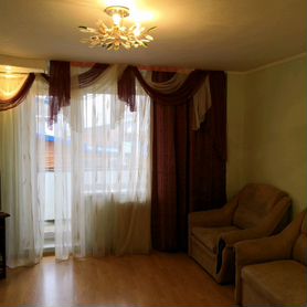 2-к. квартира, 57 м², 3/10 эт.