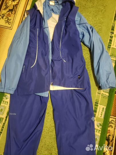 Женский спортивный костюм