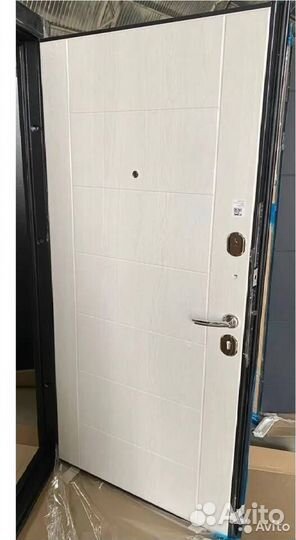 Дверь входная 7,5 см серебро