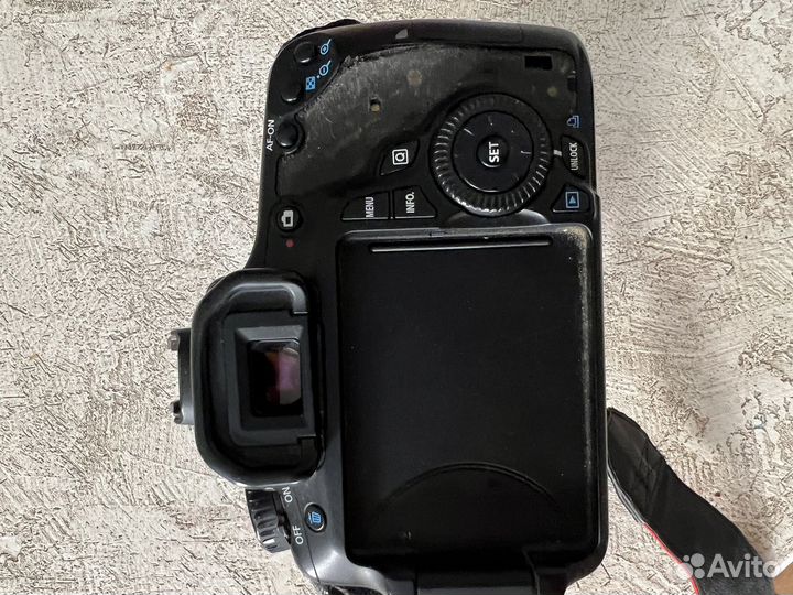 Зеркальный фотоаппарат canon 60d