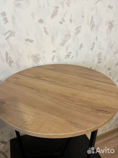 Журнальный столик