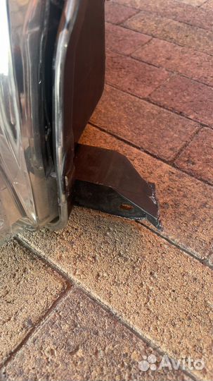 Фары mitsubishi pajero 4