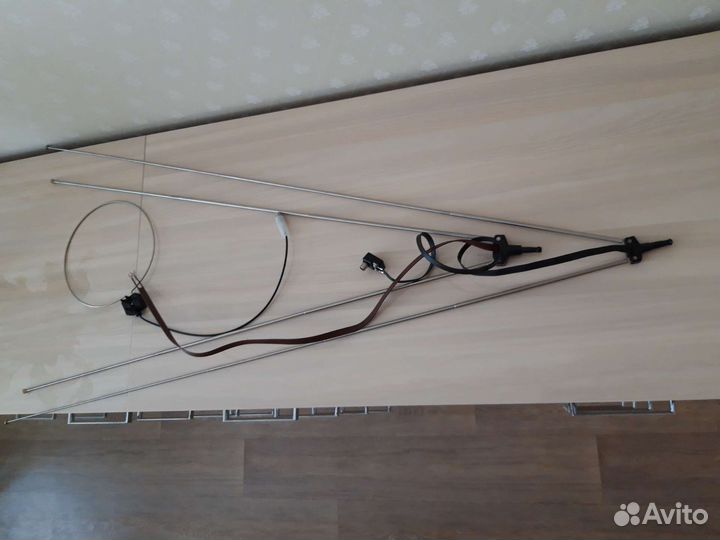 Антенна комнатная телескопическая