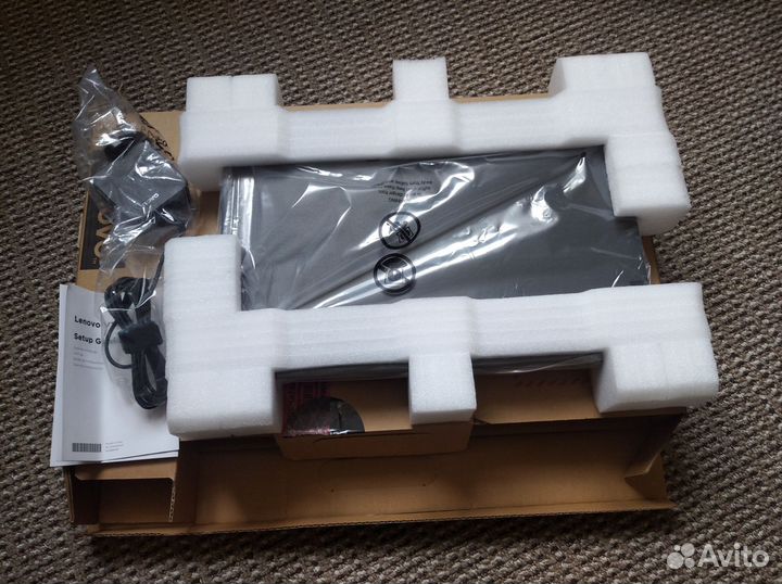 Новый ноутбук Lenovo V15