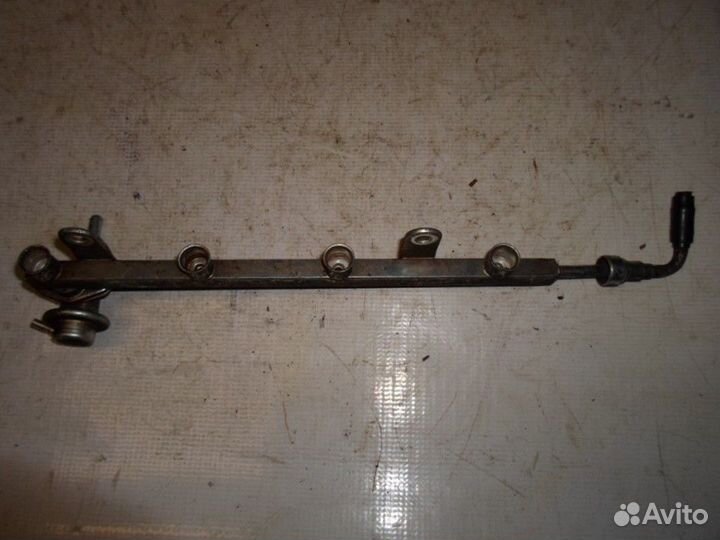 Рейка топливная (рампа) (Daewoo Nexia)