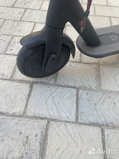 Электросамокат Xiaomi Mijia M365