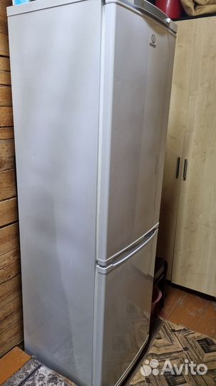Холодильник indesit бу