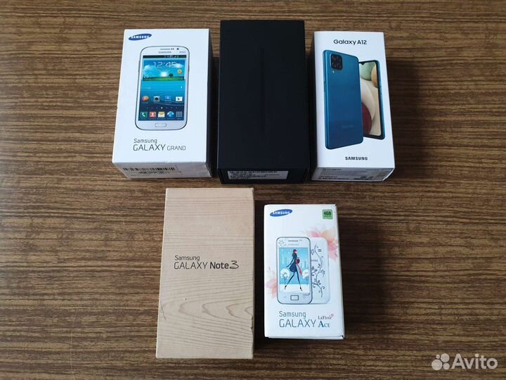 Коробки от телефонов iPhone, Samsung, Xiaomi и др