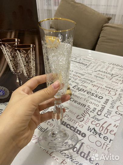 Бокалы для шампанского