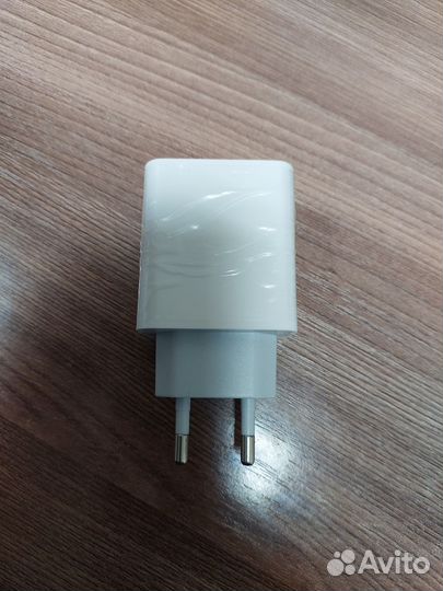 Сетевое зарядное устройство 220V 15W 3A